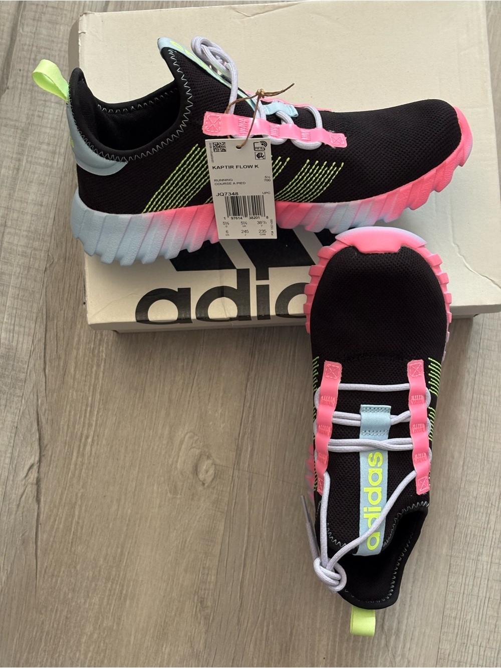 Adidas Kids Kaptir Flow K Black/Neon Pink Athletic Shoes BNWT size 6 - AT-7/98